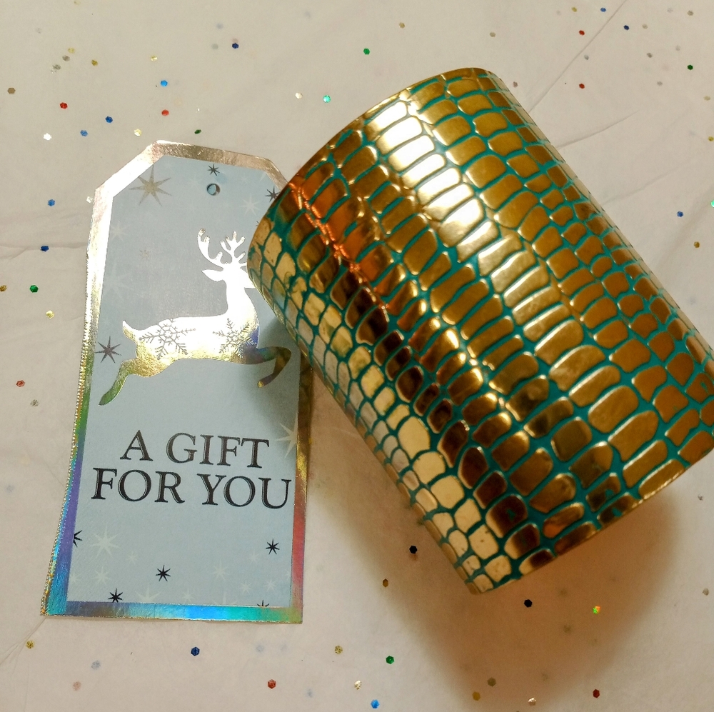 Cuff bracelet